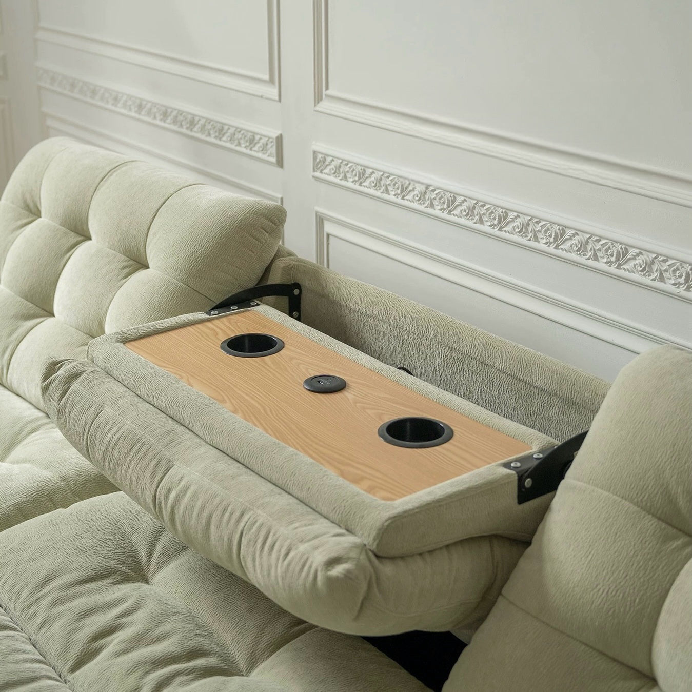 Tiffany Extendable Sofa in Chenille