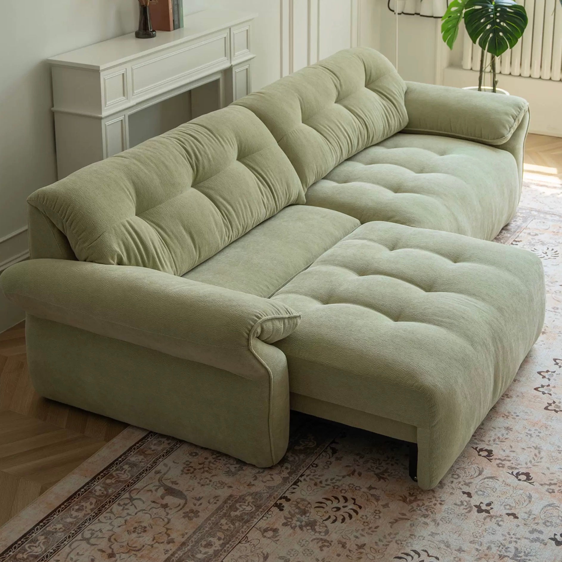 Aurora Extendable Sofa