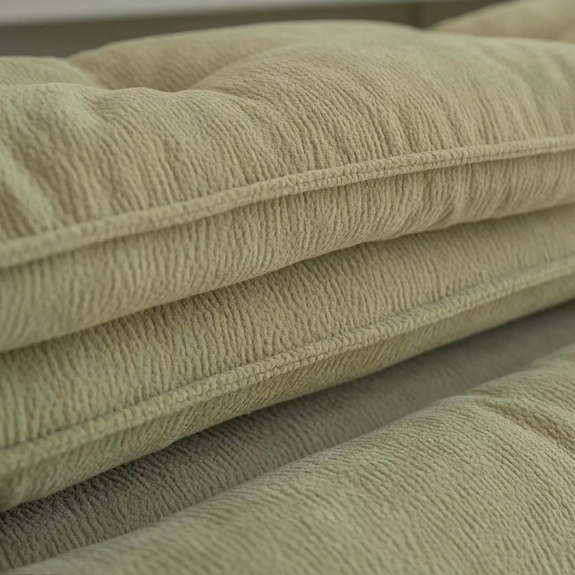 Benjamin Extendable Sofa