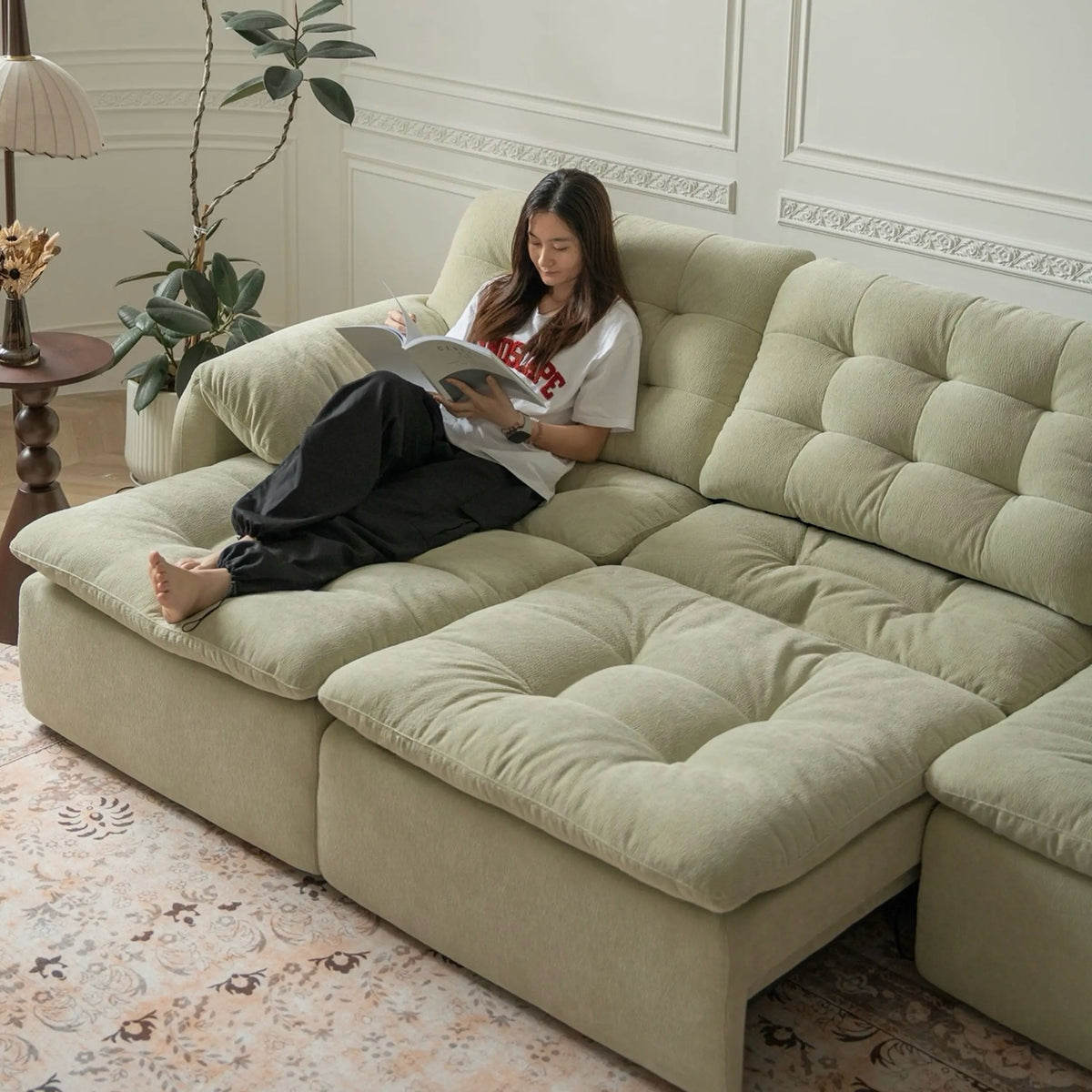 Tiffany Extendable Sofa – Marivelle Home