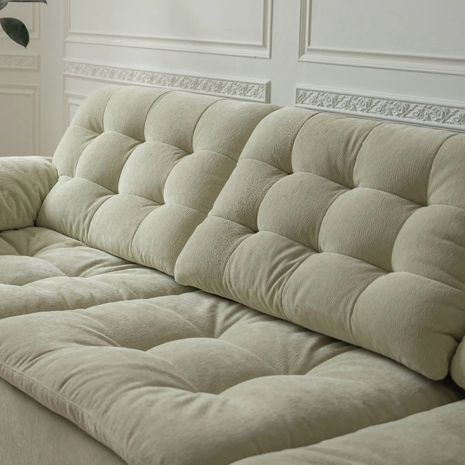 Tiffany Extendable Sofa in Chenille